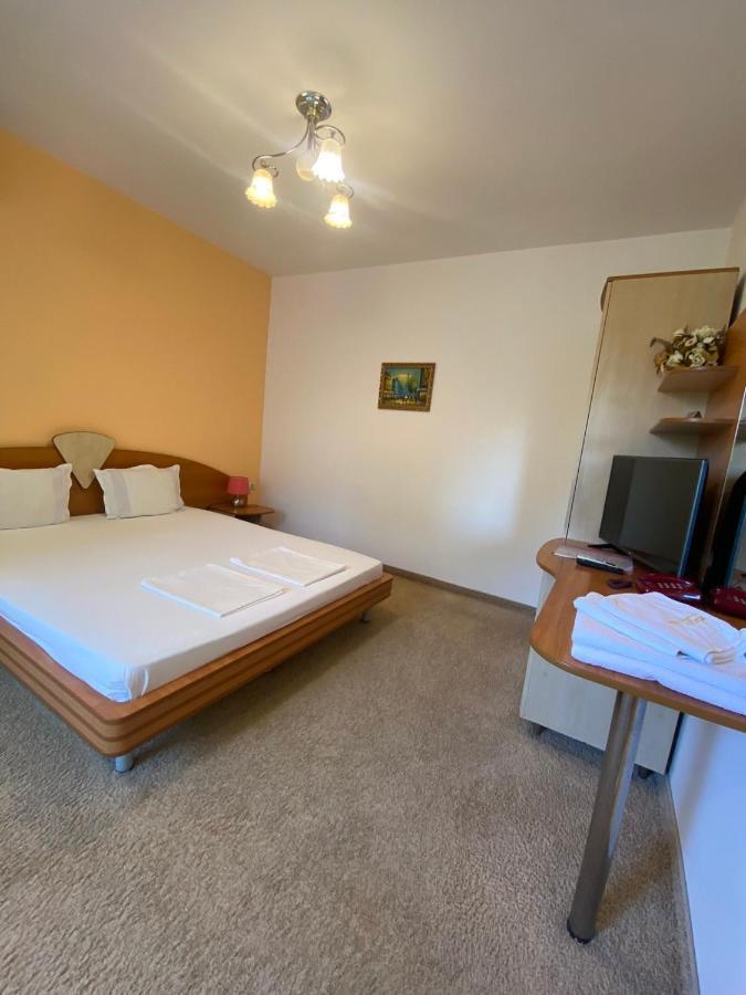 Hotel Tedi Azenograd Kültér fotó