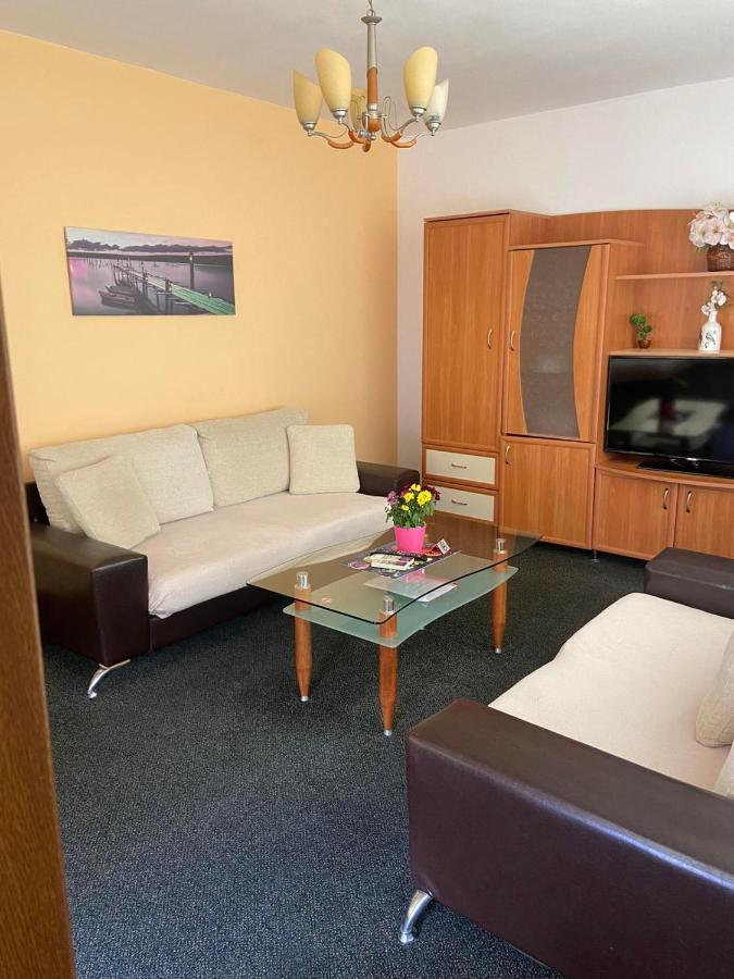 Hotel Tedi Azenograd Kültér fotó