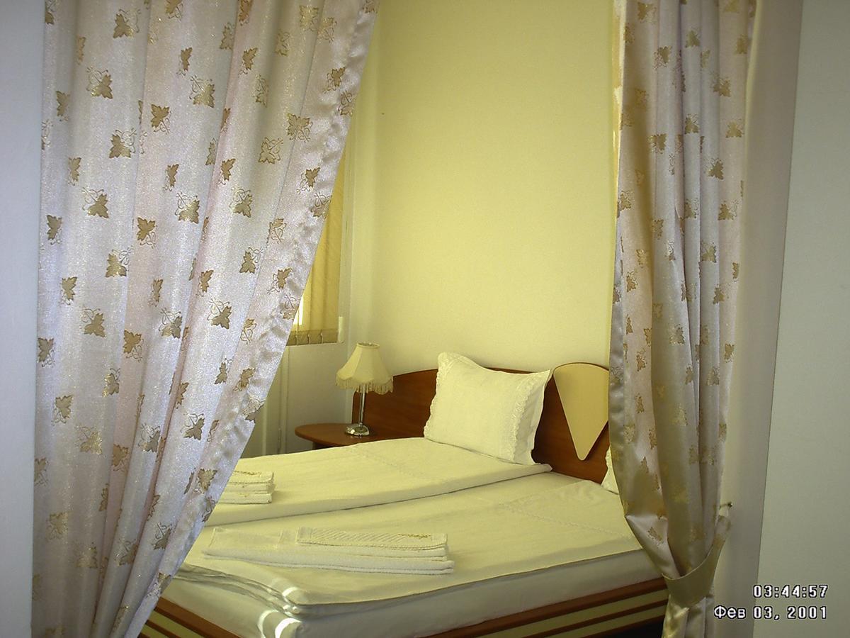 Hotel Tedi Azenograd Kültér fotó